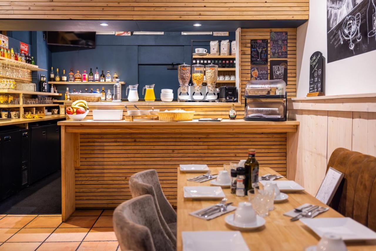 Le Relais De La Caleche Hotel Le Beausset Kültér fotó